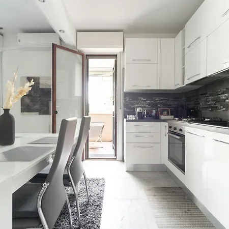 Apartment Oasis Luxury - A.c/terrace/2bedrooms