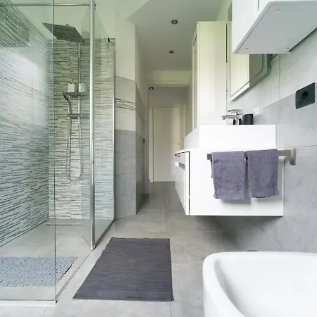 Oasis Luxury - A.c/terrace/2bedrooms Apartment Bergamo