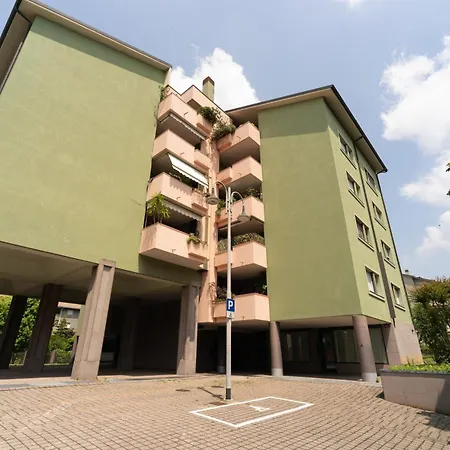 Oasis Luxury - A.c/terrace/2bedrooms * Bergamo