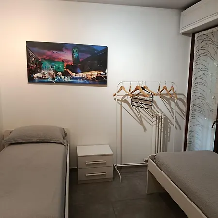 Oasis Luxury - A.c/terrace/2bedrooms Apartment *