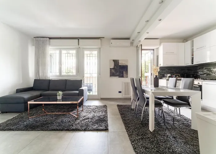 Apartament Oasis Luxury - A.c/terrace/2bedrooms