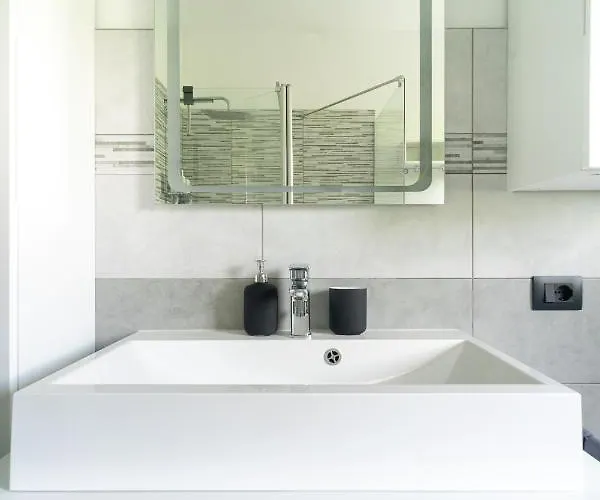 Oasis Luxury - A.c/terrace/2bedrooms