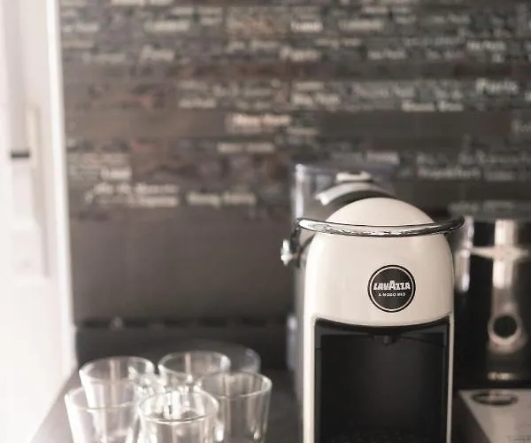 아파트 Oasis Luxury - A.c/terrace/2bedrooms *