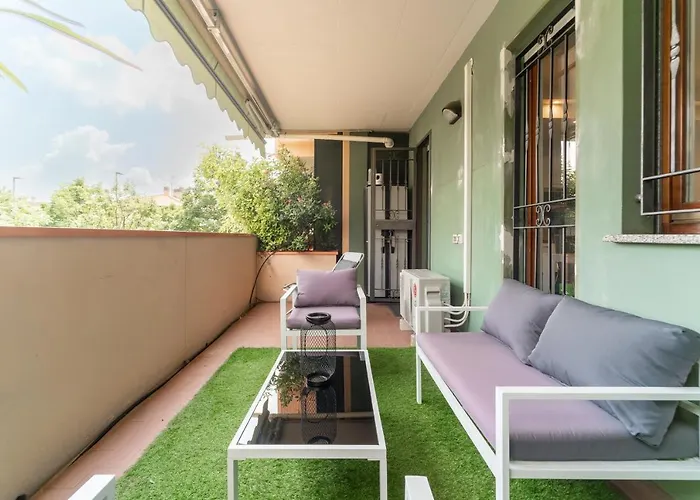 Oasis Luxury - A.c/terrace/2bedrooms 아파트